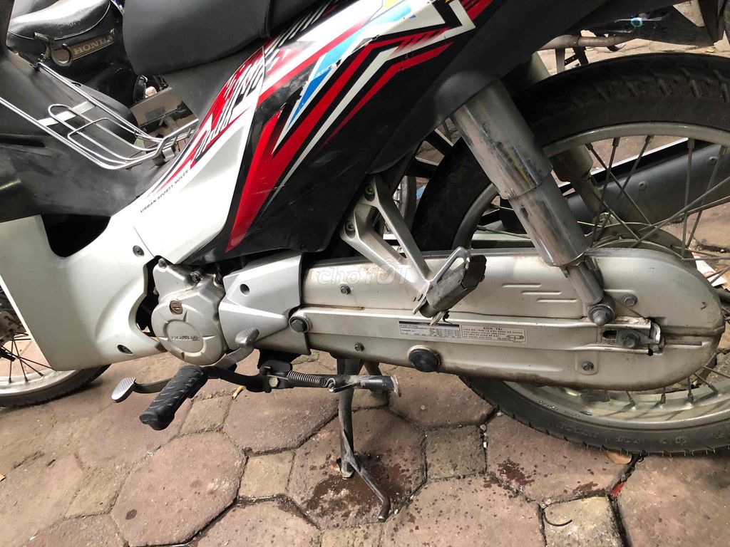 Honda Wave 2010 - ảnh 4