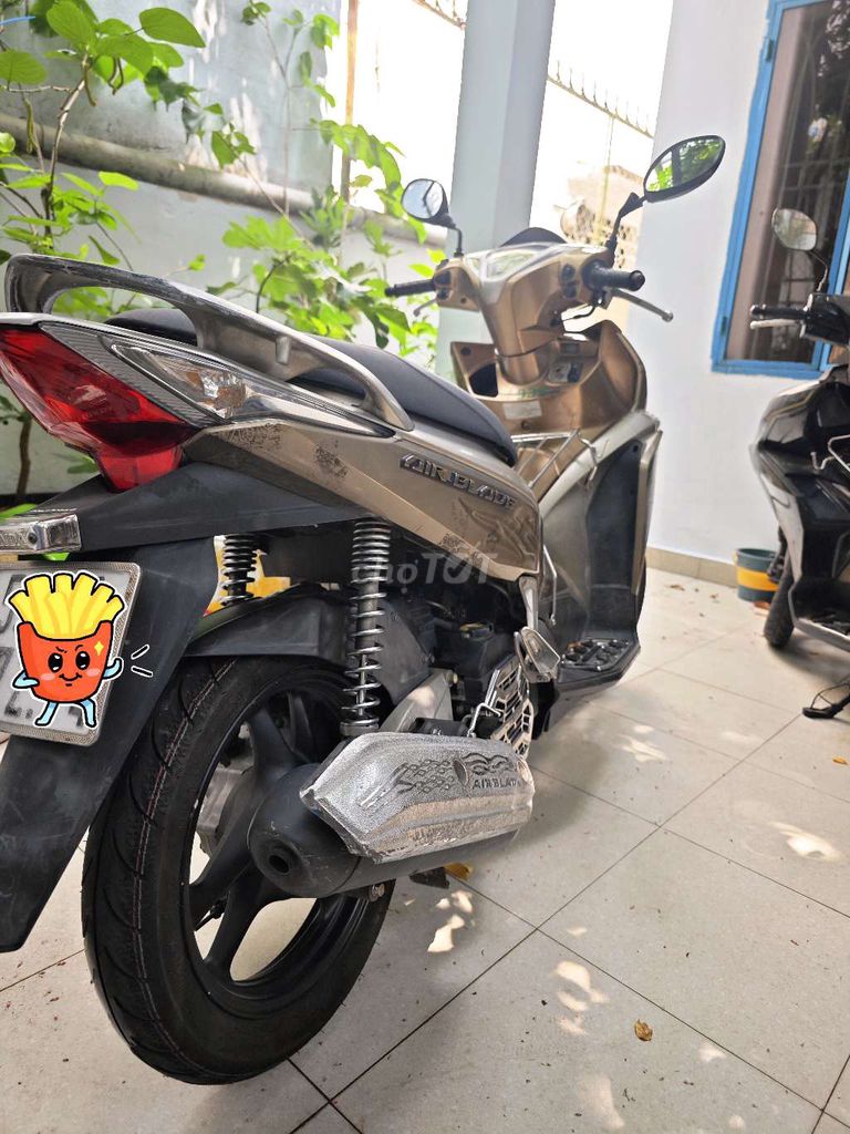Honda Air Blade 2012 - ảnh 4