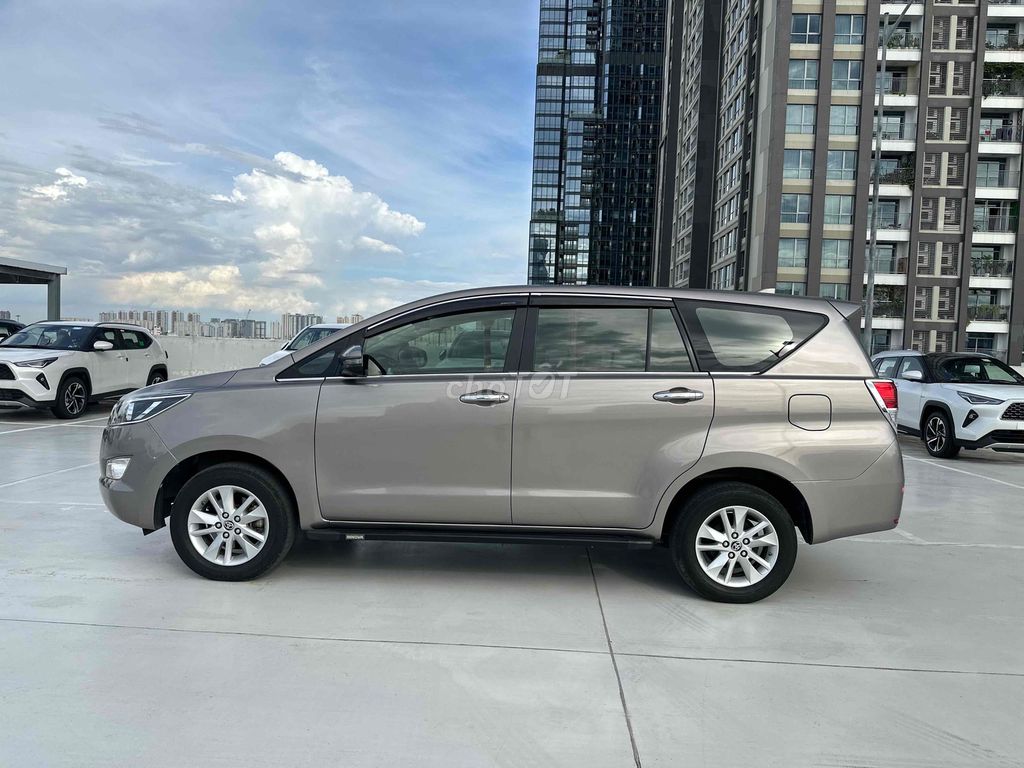 Toyota Innova G 2019 - ảnh 2