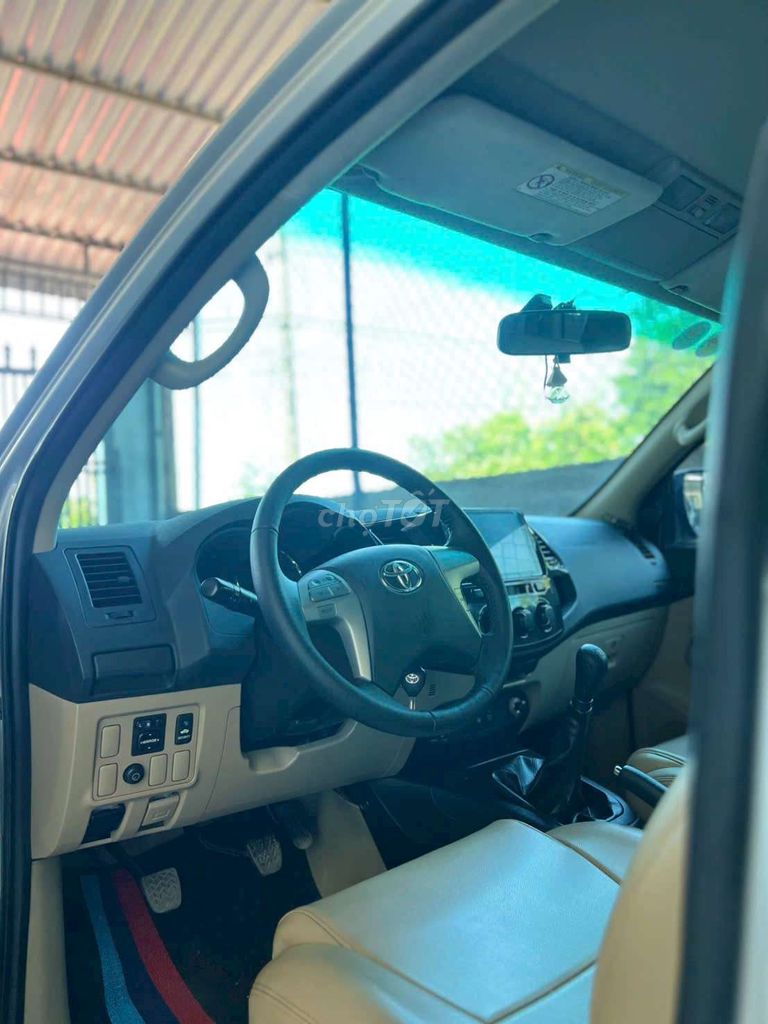 Toyota Fortuner 2015 - ảnh 4