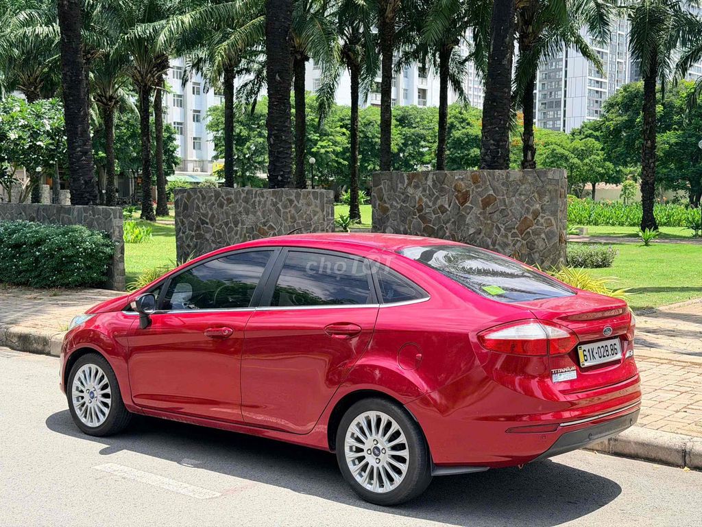 Ford Fiesta 2016 - ảnh 4