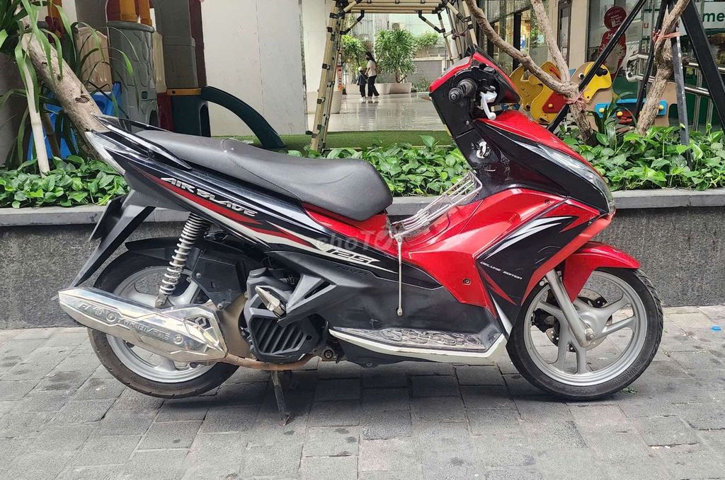Honda Air Blade 2015 - ảnh 2