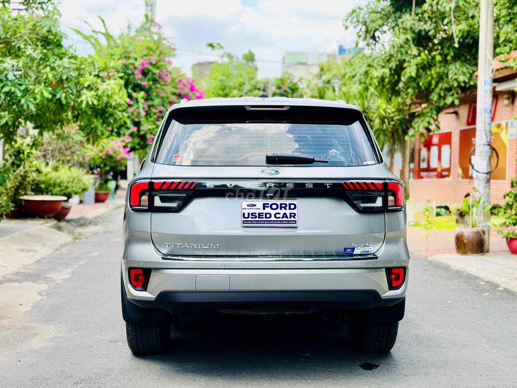 Ford Everest 2022 - ảnh 3