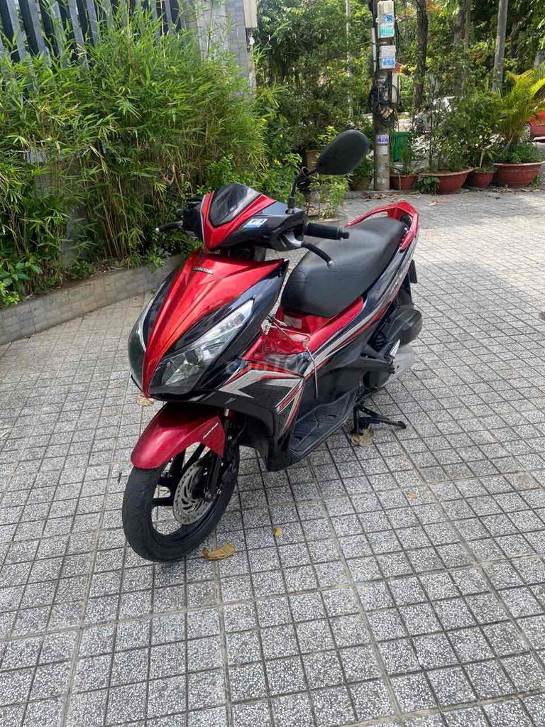 Honda Air Blade 2015 - ảnh 3