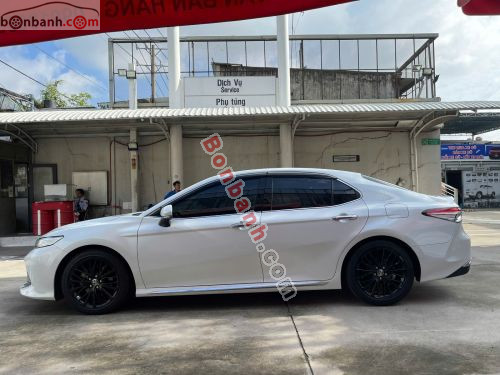 Toyota Camry 2.5Q 2020 - ảnh 3