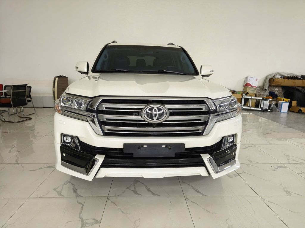 Toyota Land Cruiser 2019 - ảnh 1