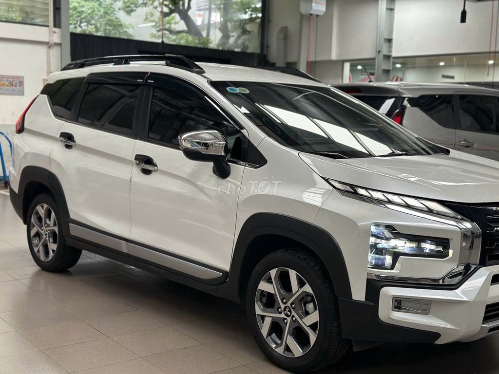 Mitsubishi Xpander Cross 2023 - ảnh 4