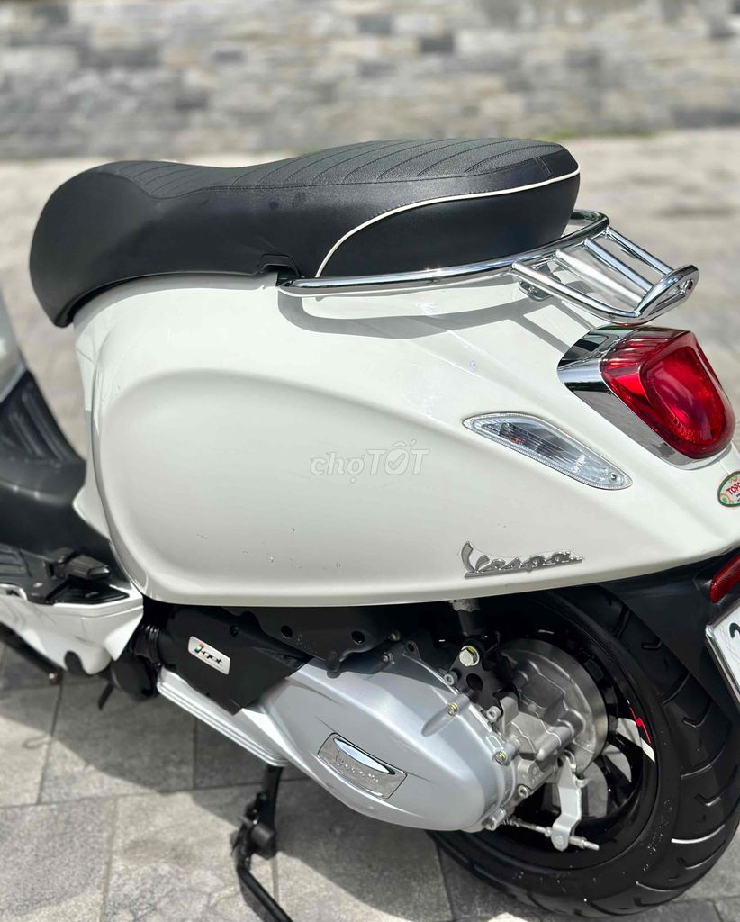 Piaggio Vespa 2023 - ảnh 4