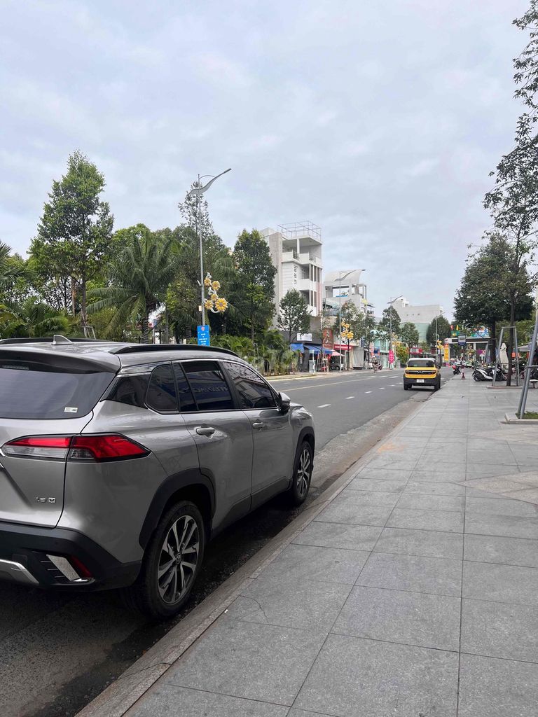 Toyota Corolla Cross 1.8V 2021 - ảnh 2