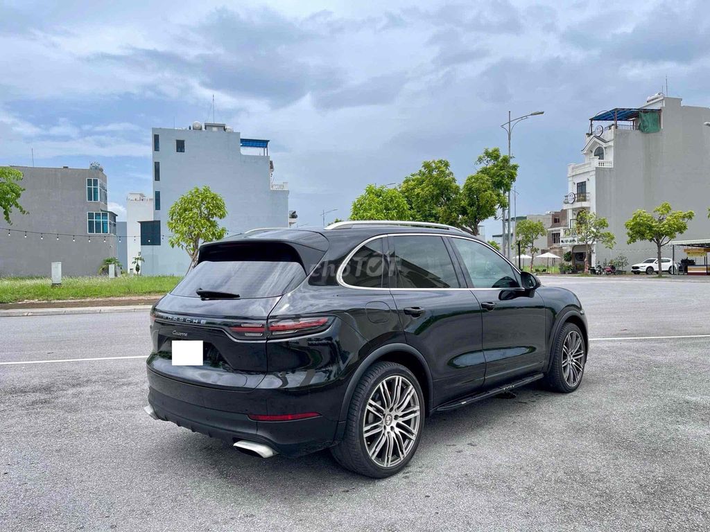 Porsche Cayenne 2010 - ảnh 3