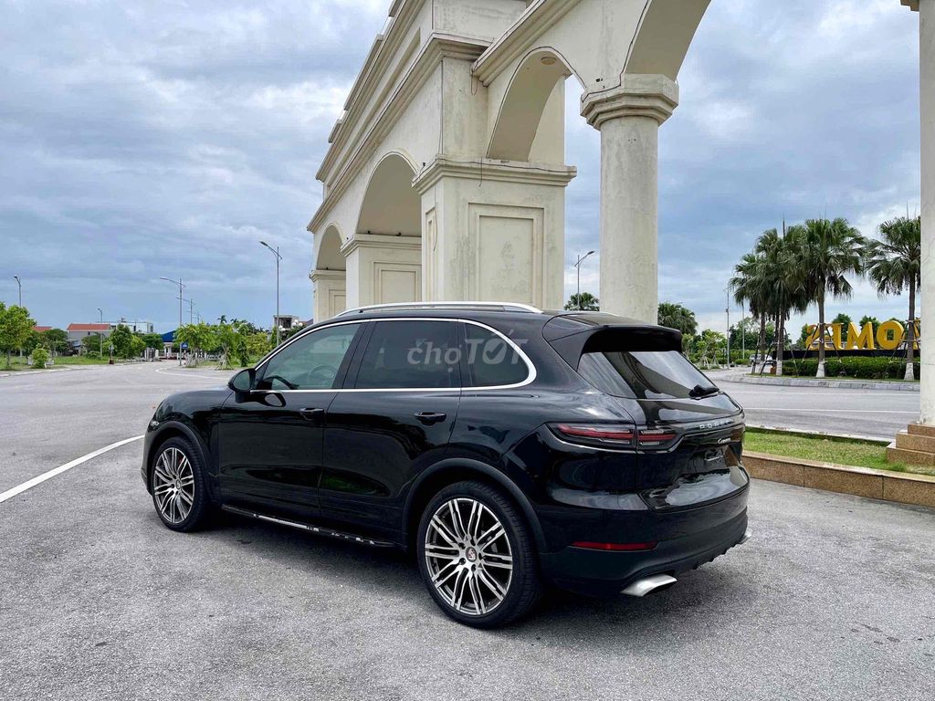 Porsche Cayenne 2010 - ảnh 4