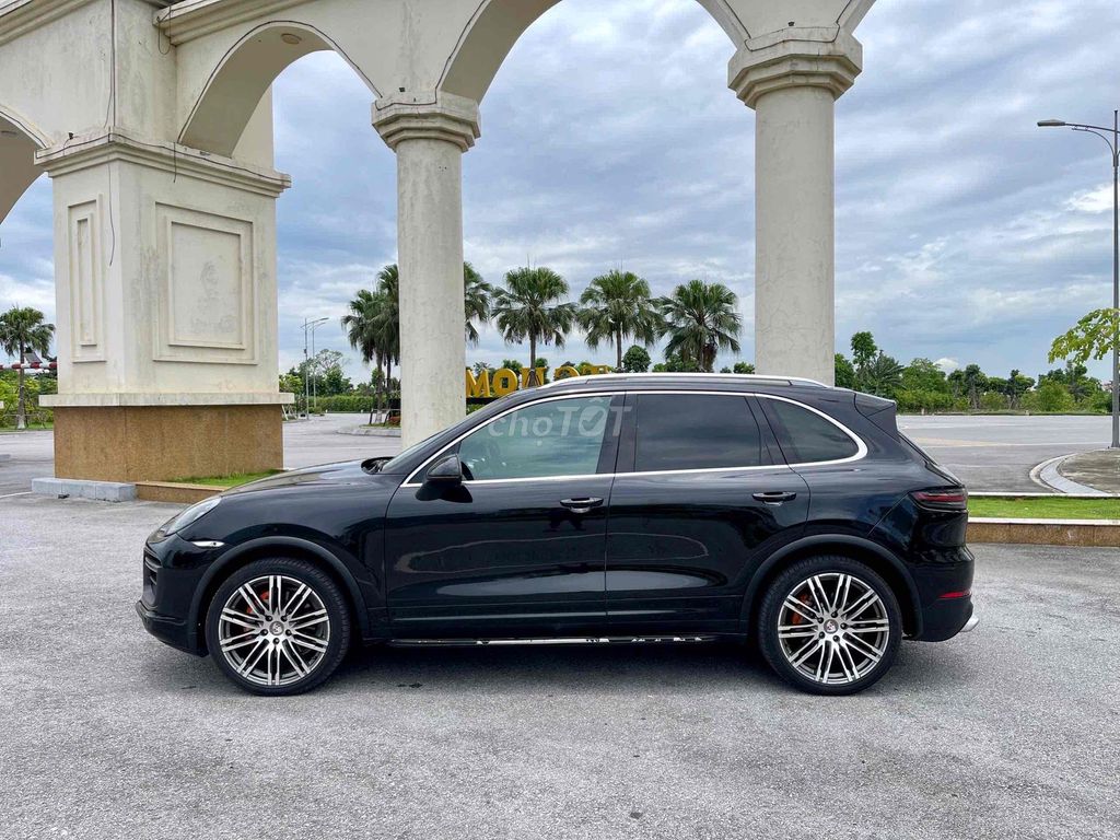 Porsche Cayenne 2010 - ảnh 5