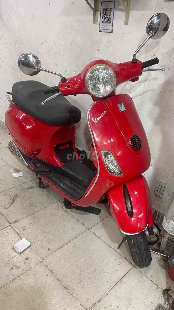 Piaggio Vespa 2010 - ảnh 3