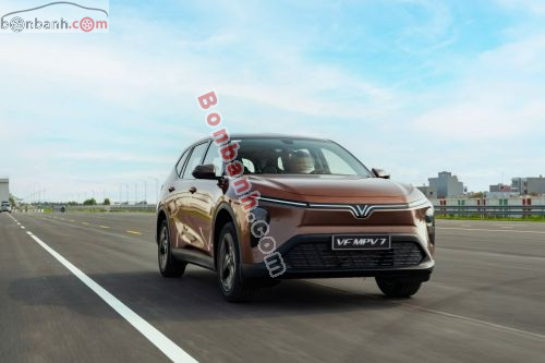 VinFast VF MPV 7 AT 2026 - ảnh 2
