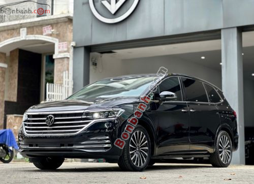 Volkswagen Viloran Luxury 2025 - ảnh 1