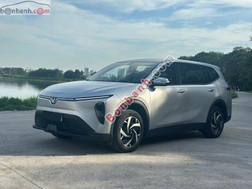 VinFast Limo Green AT 2025 - ảnh 2