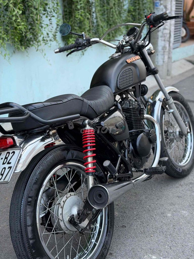 Suzuki GN 2012 - ảnh 5
