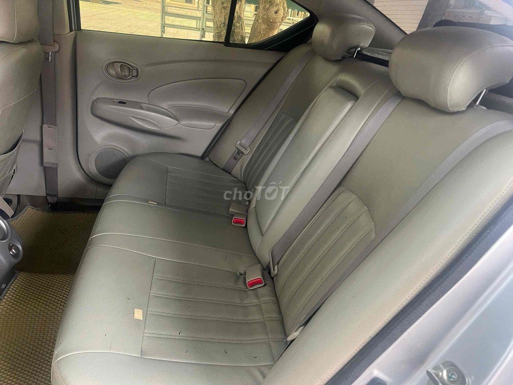 Nissan Sunny - ảnh 3