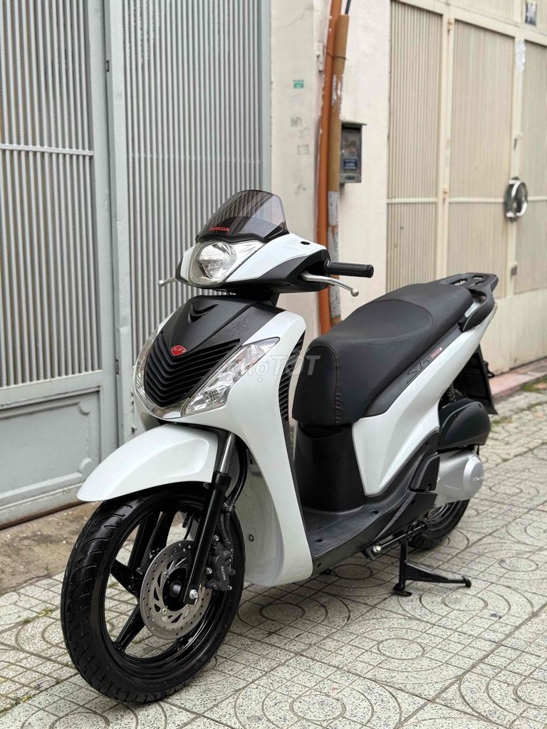 Honda SH 2010 - ảnh 3