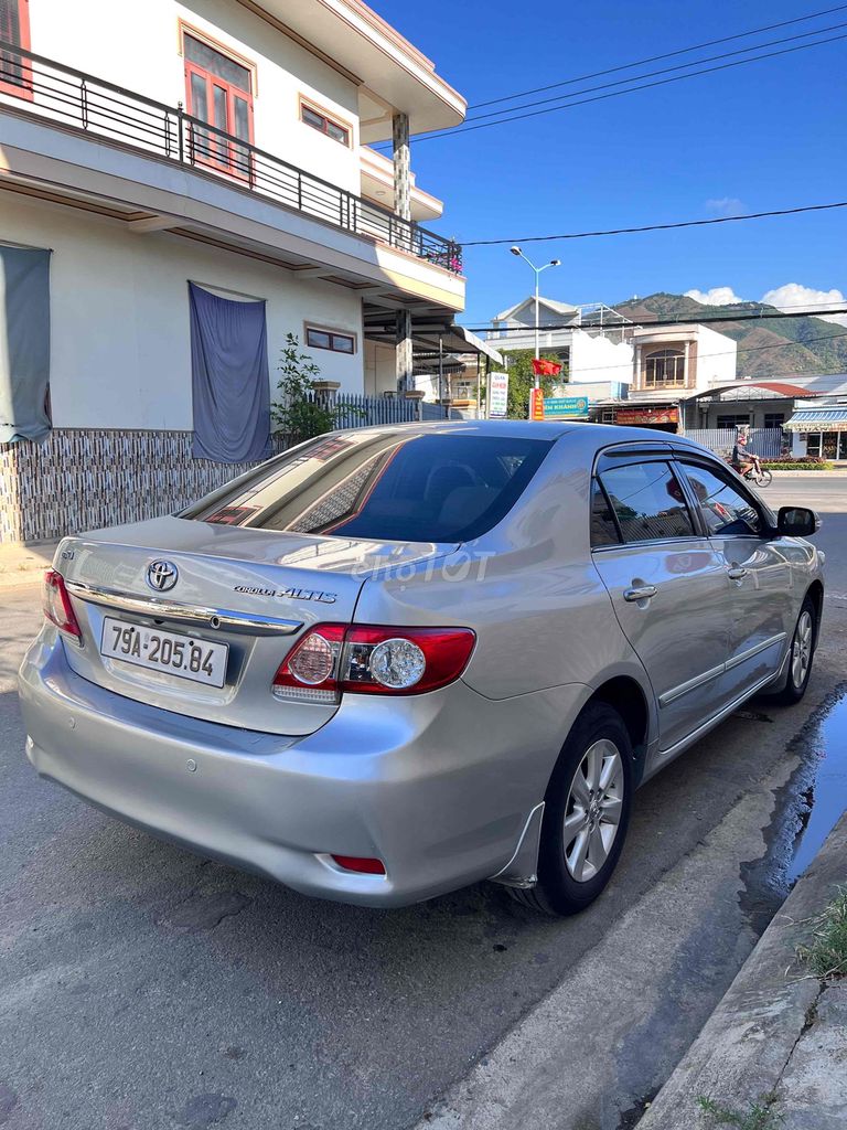 Toyota Corolla Altis 2012 - ảnh 4