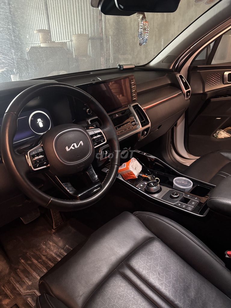 Kia Sorento - ảnh 5