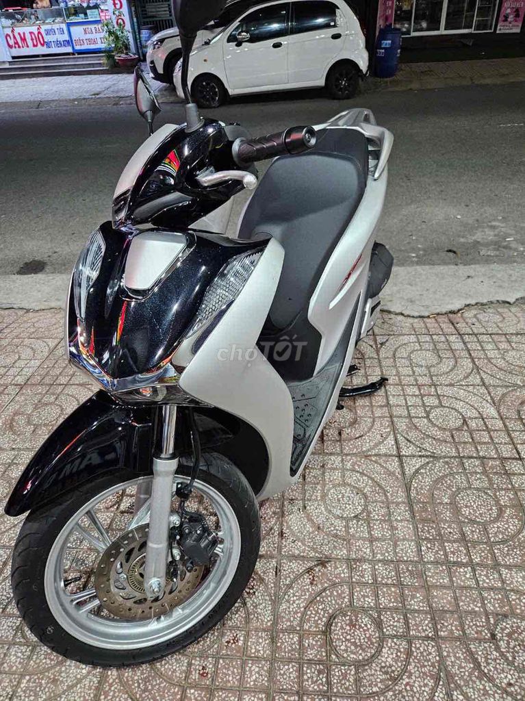 Honda SH 2025 - ảnh 1