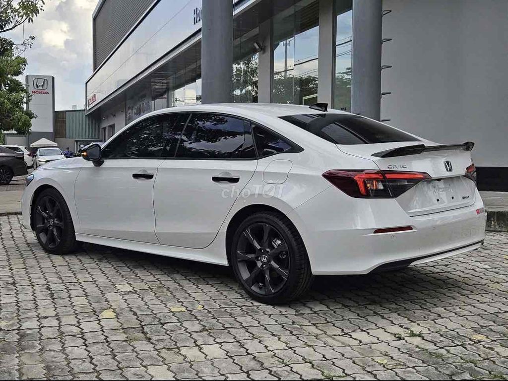 Honda Civic 2024 - ảnh 2