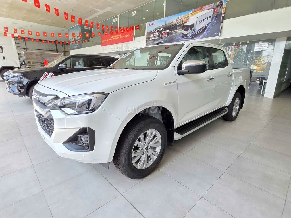 Isuzu - ảnh 2
