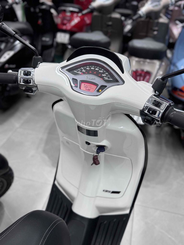 Piaggio Vespa 2022 - ảnh 3