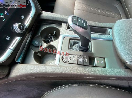 VinFast Lux A 2.0 Plus 2.0 AT 2020 - ảnh 4