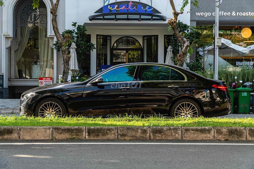 Mercedes-Benz 2023 - ảnh 4