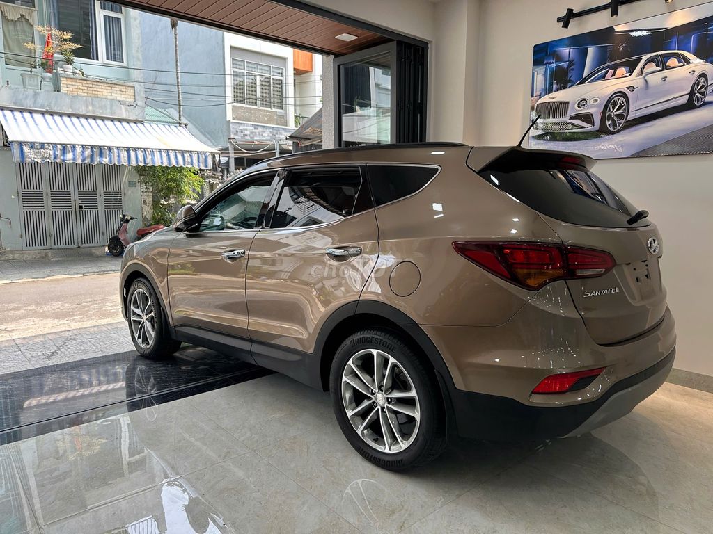 Hyundai Santa Fe 2018 - ảnh 4