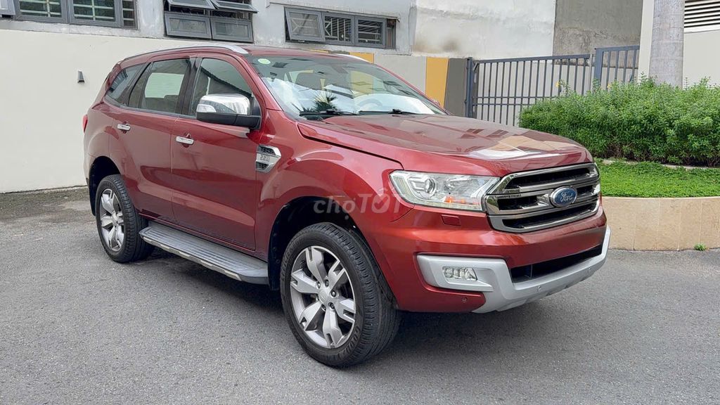 Ford Everest 2016 - ảnh 2