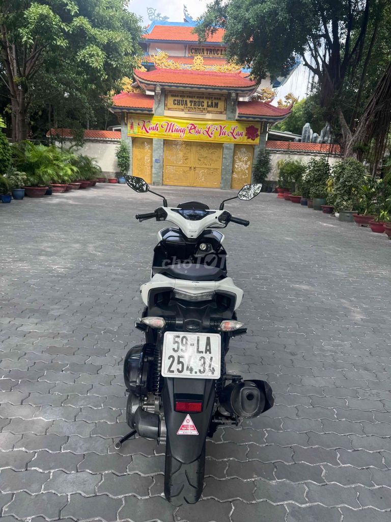 Yamaha NVX 2018 - ảnh 4