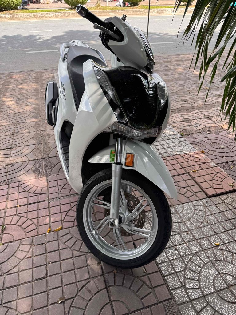 Honda SH 2022 - ảnh 1