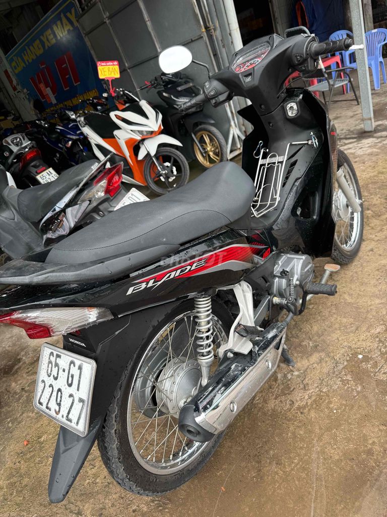 Honda Blade 2017 - ảnh 3