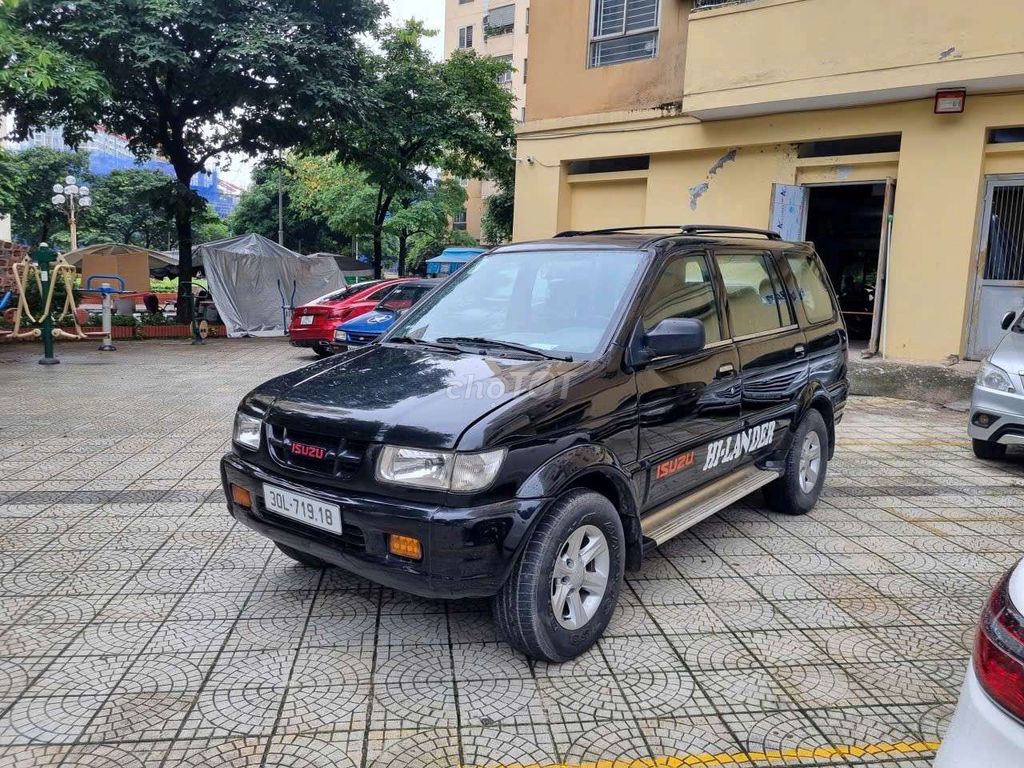 Isuzu 2004 - ảnh 2