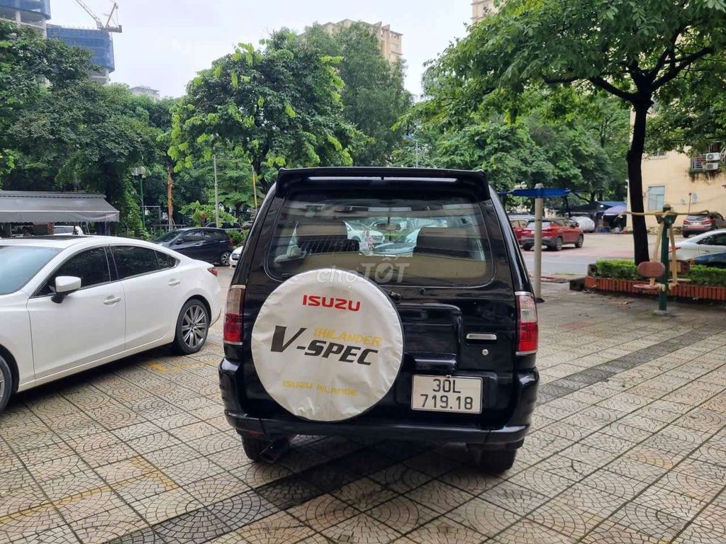 Isuzu 2004 - ảnh 4