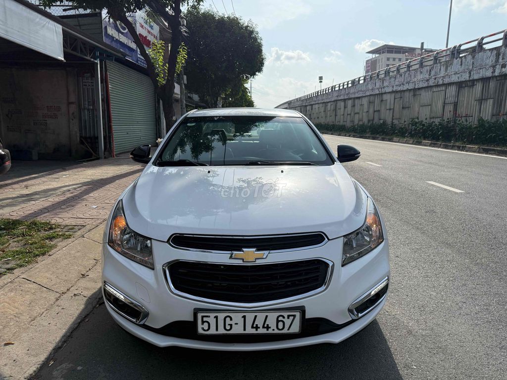 Chevrolet Cruze 2018 - ảnh 2