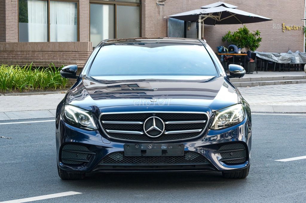 Mercedes-Benz 2019 - ảnh 1