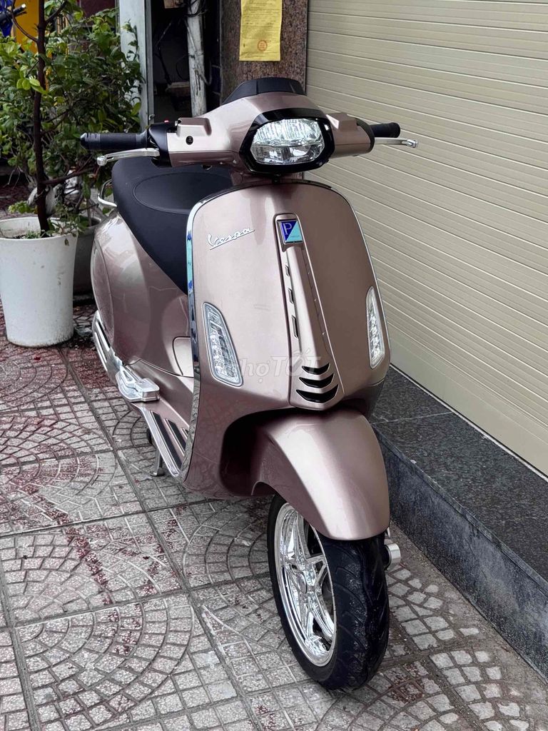 Vespa 2025 - ảnh 1