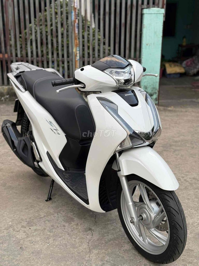 Honda SH 2018 - ảnh 2