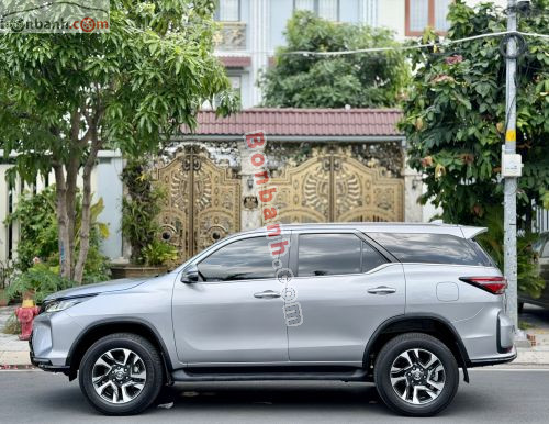 Toyota Fortuner 2025 - ảnh 3