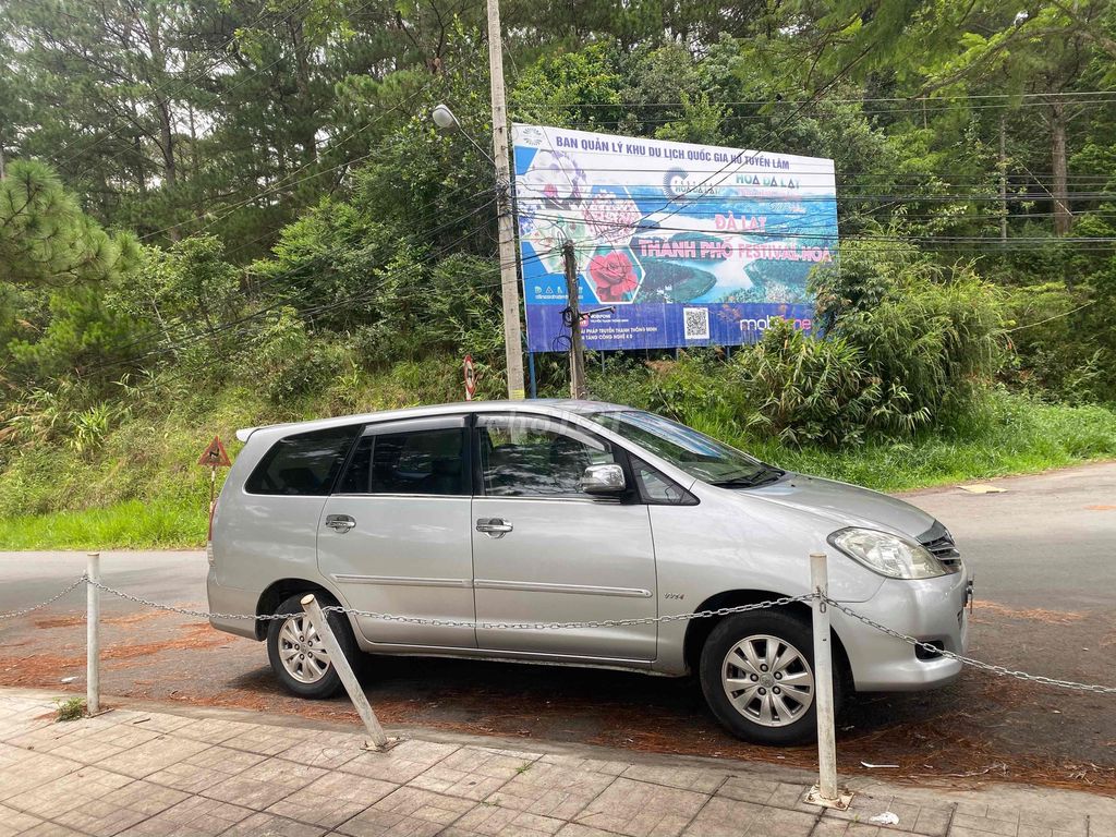 Toyota Innova 2008 - ảnh 1