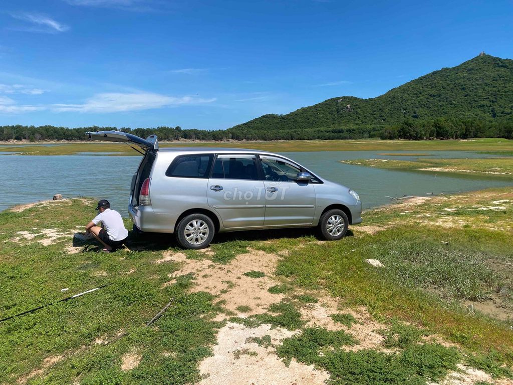 Toyota Innova 2008 - ảnh 3
