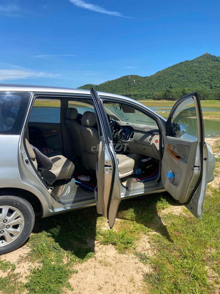 Toyota Innova 2008 - ảnh 4