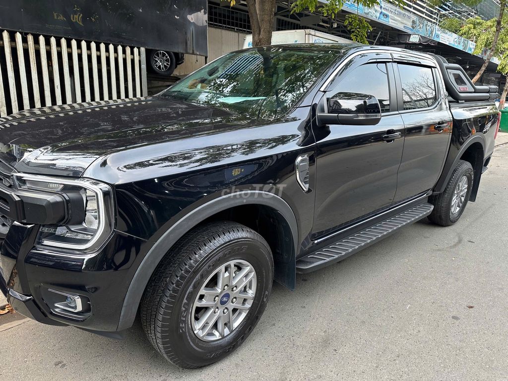 Ford Ranger 2025 - ảnh 1