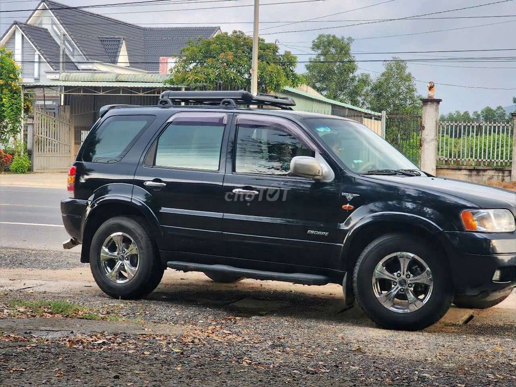 Ford Escape 2004 - ảnh 2