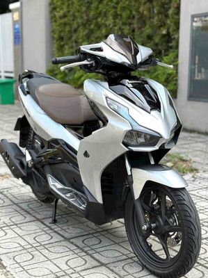 Honda Air Blade 2022 - ảnh 1
