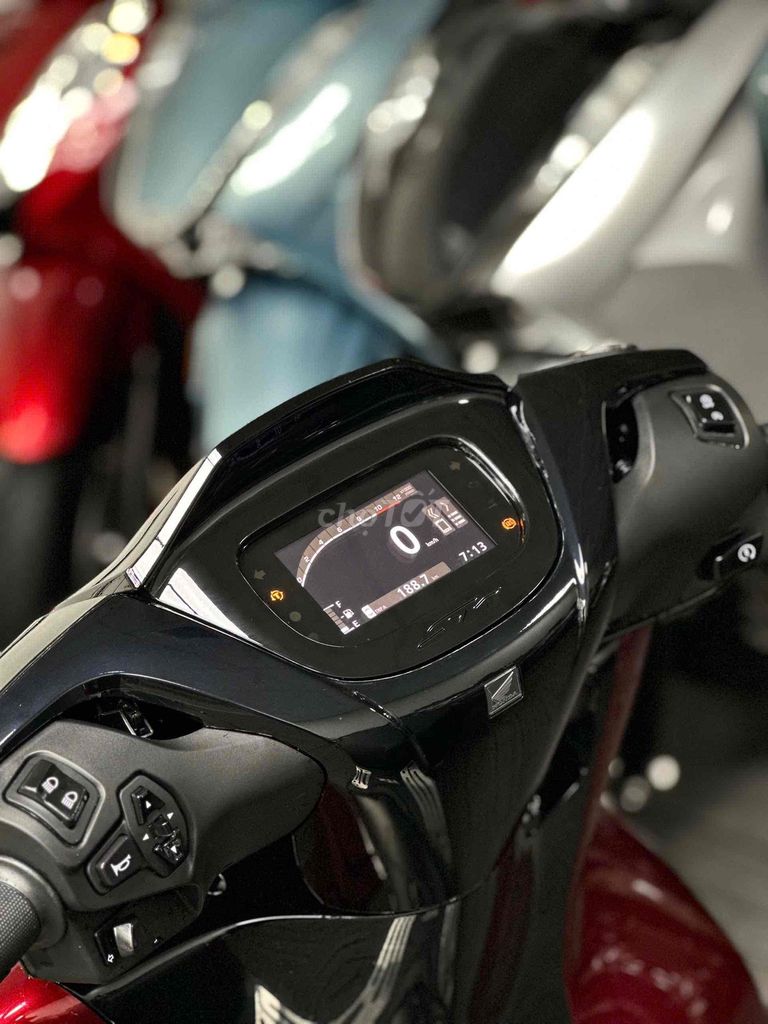 Honda SH 2025 - ảnh 4